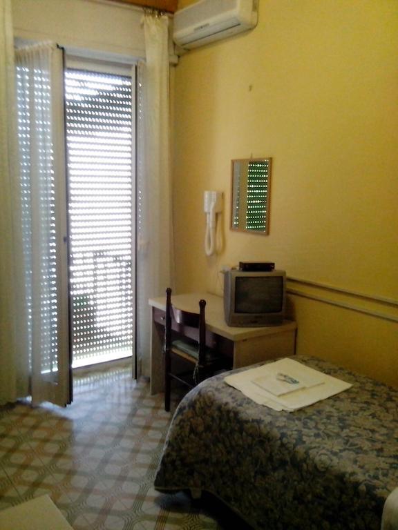 Albergo Da Peppino Poggio Mirteto Cameră foto